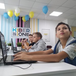 KIBERone działa już w Polsce! - Programowanie dla dzieci w Warszawie